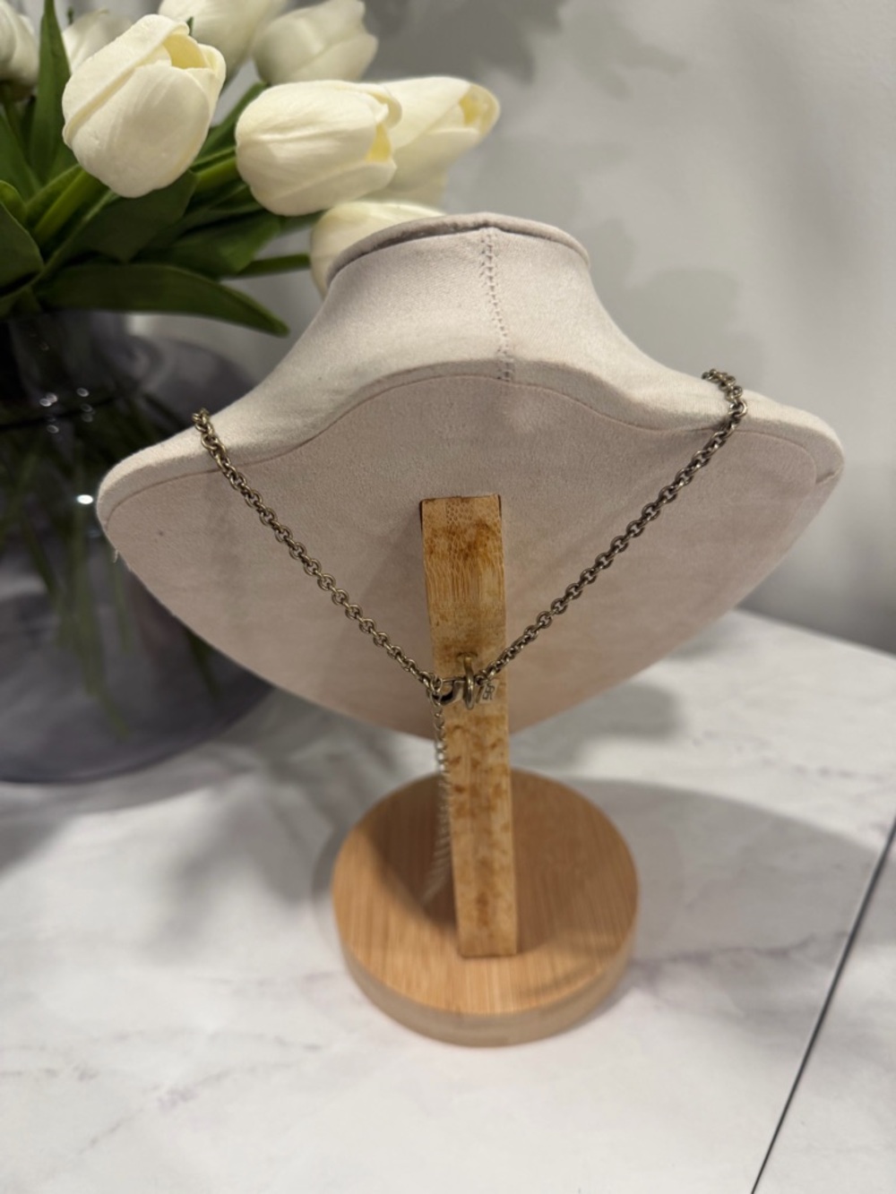 Banana Republic Factory Rose Pink Crystal Bib Necklace - Picture 4 of 6